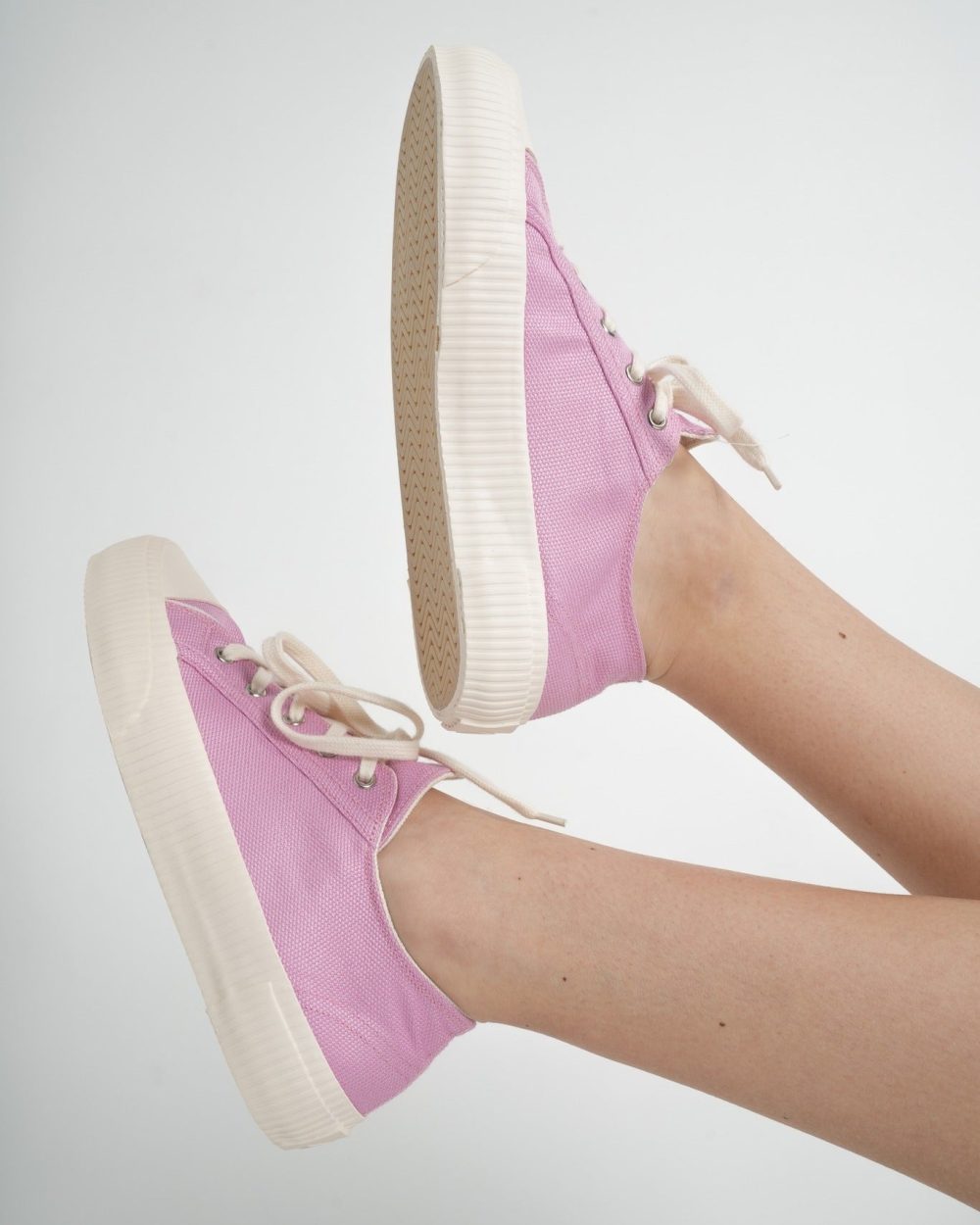 LadyBug Flamingo Rose Low Sneaker Women - Image 5